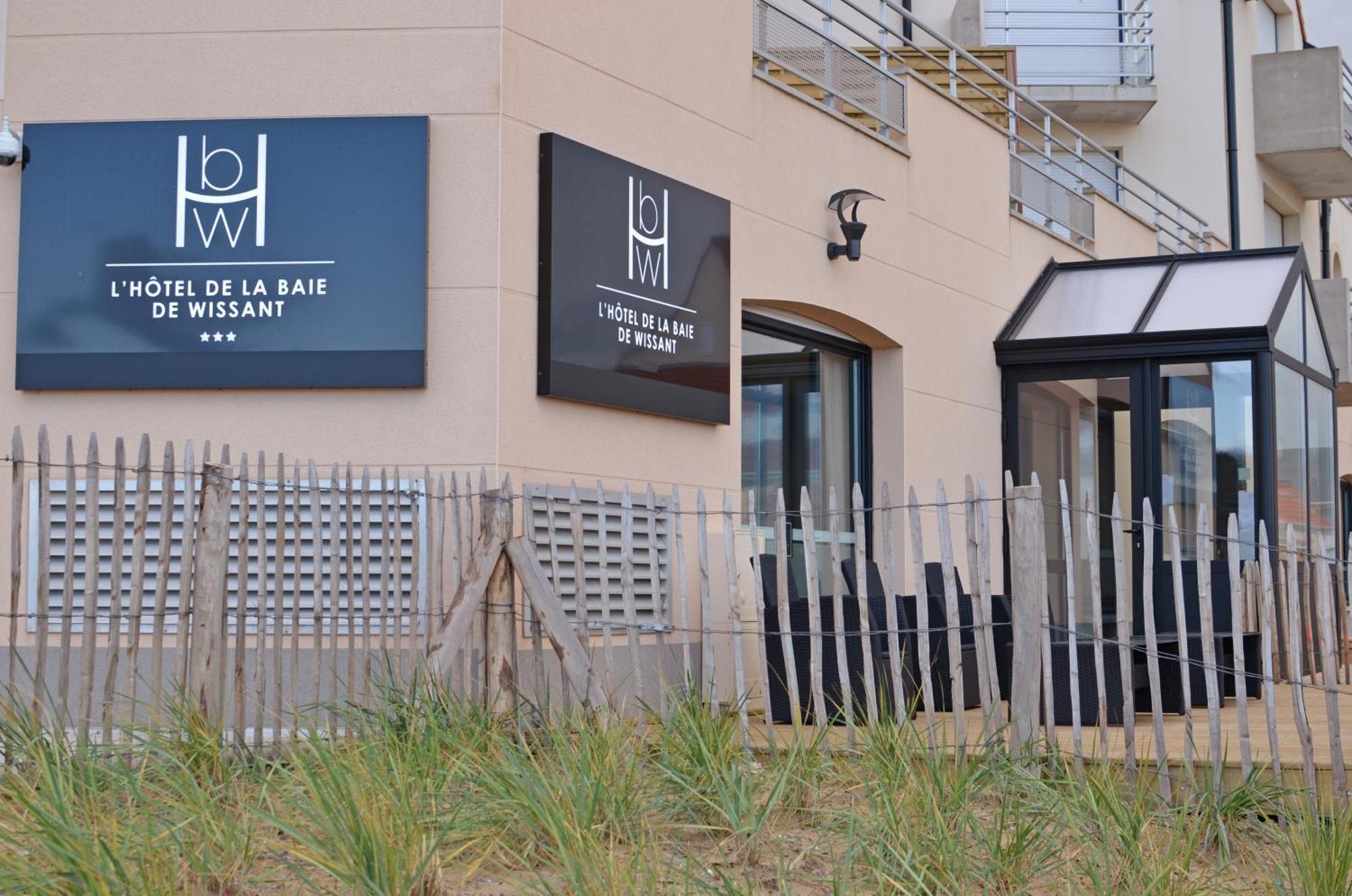 Logis- Hotel De La Baie De Wissant & Appartements Екстер'єр фото