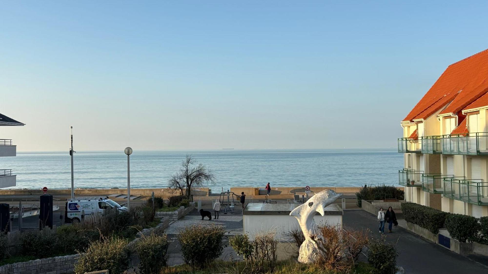 Logis- Hotel De La Baie De Wissant & Appartements Екстер'єр фото